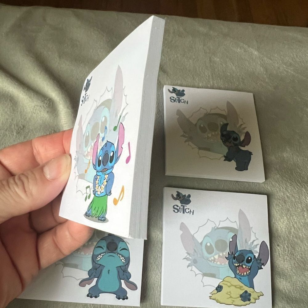 Disney Stitch Notepad Set - Picture 2 of 6